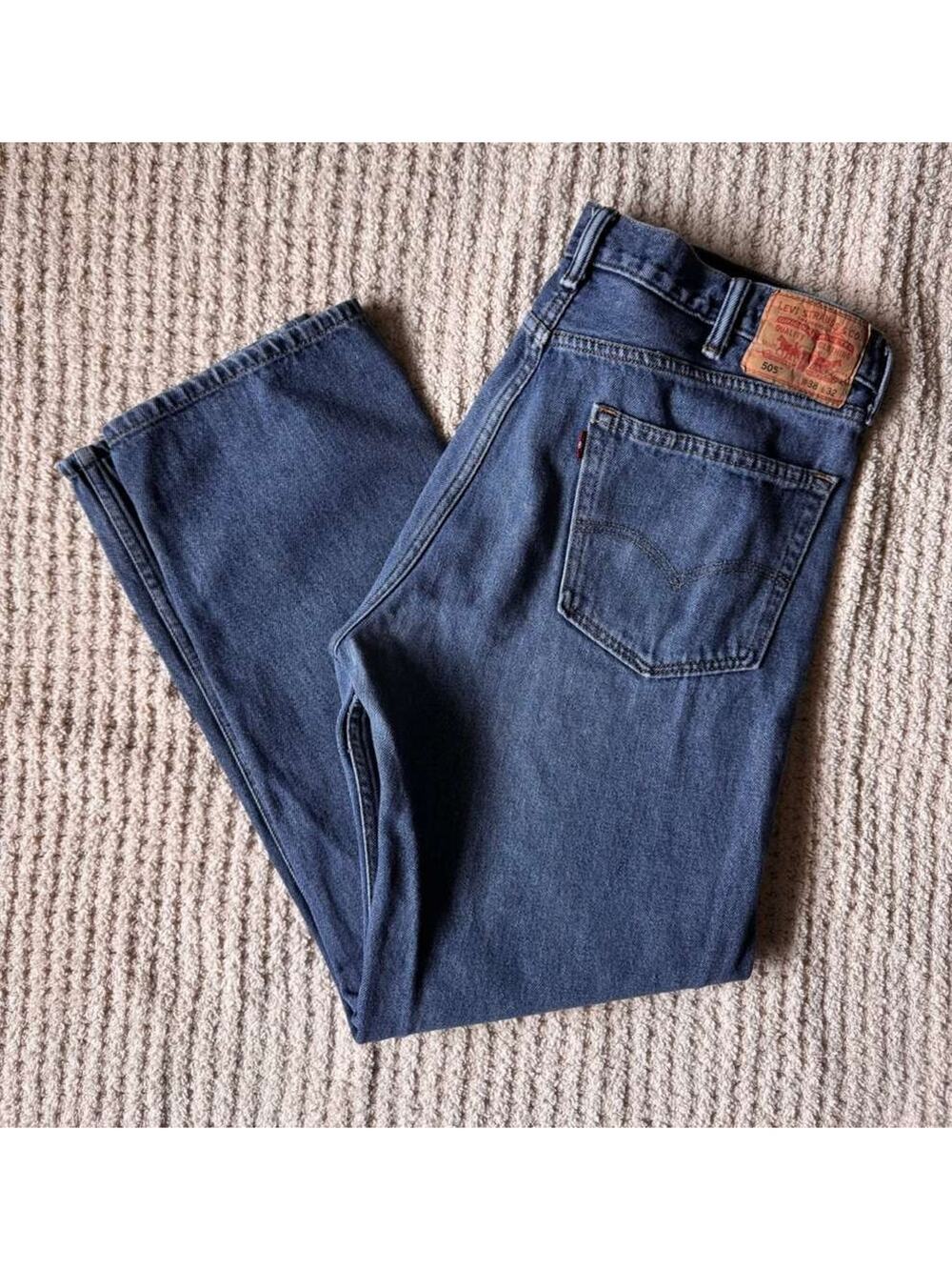 Levi's 505 Jeans Mens 38x32 Medium Wash Blue Straight Leg Y2K Vintage Vietnam